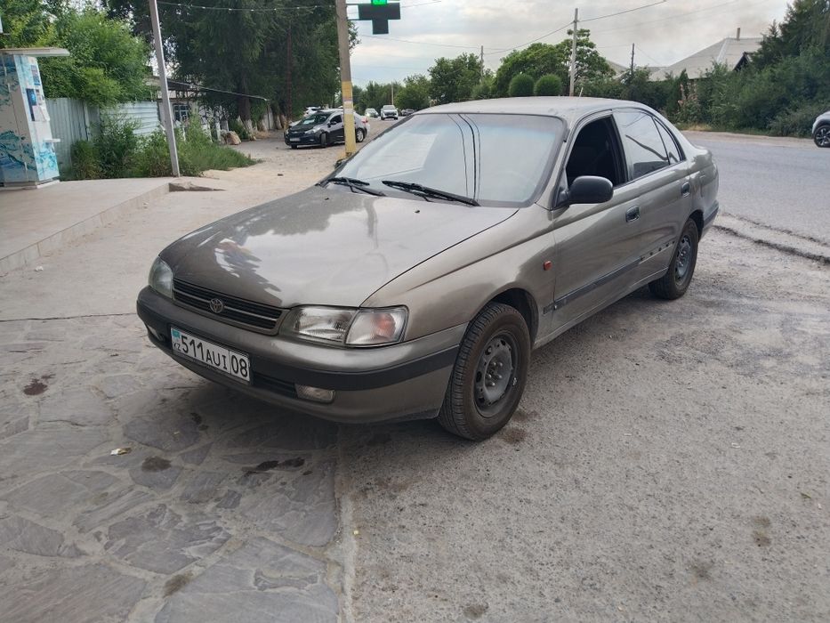 Тойота Карина е рассрочка