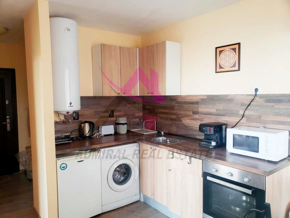 Дава се под наем Двустаен апартамент в Варна, м-т Св. Никола - 70 кв.м за 450 € - Снимка #2