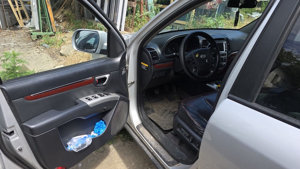 Hyundai Santa Fe 2.2 CRDI (2009) | 7 Locuri
