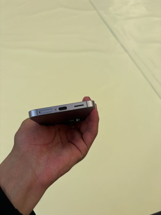 Продам Samsung s25 12/128гб