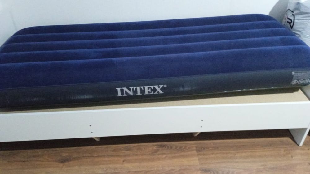 Продам 3 кровати