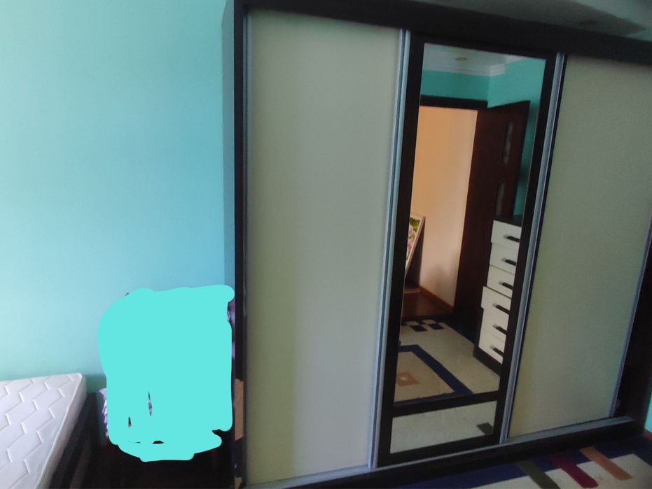 Продается спальный гарнитур