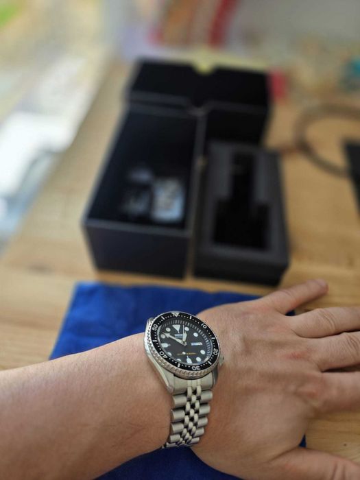 Seiko SKX007J – Diver automat 200m, varianta „Made in Japan"