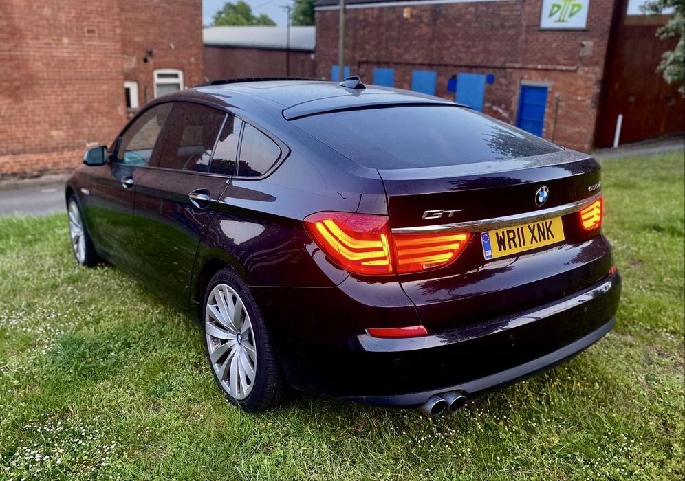 BMW 5 Series 2012 — imagine 4