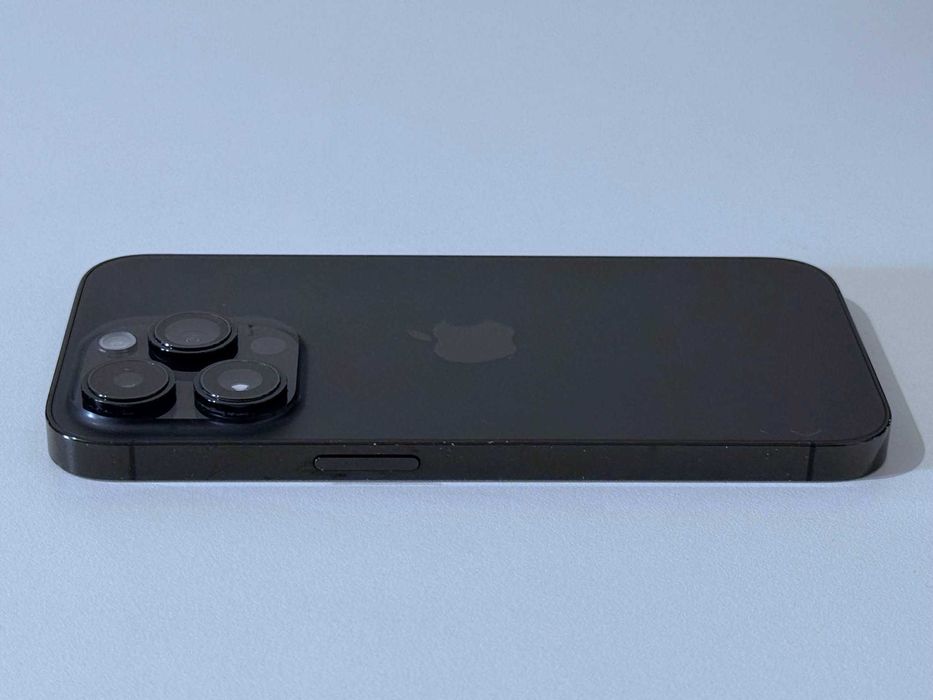 Бартер! iPhone 14 Pro Space Black (Черен) 77% Батерия.