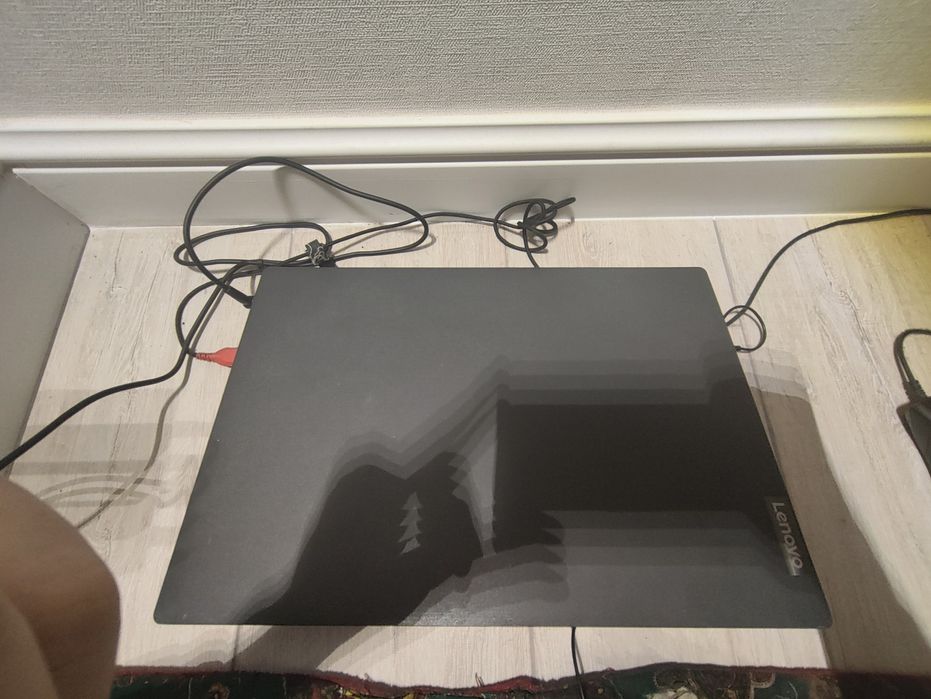 Продам Ноутбук Lenovo IdeaPad 3 15.6"