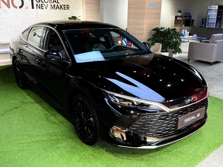 BYD Seal 6 DM-i 120 km Flagship