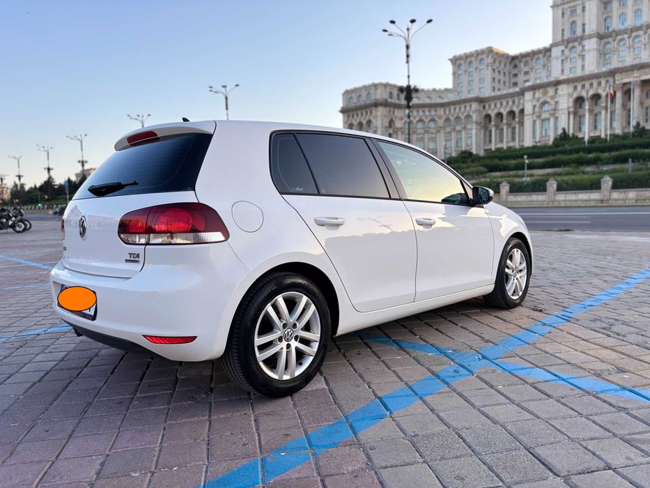 VOLKSWAGEN Golf 2011 — imagine 4