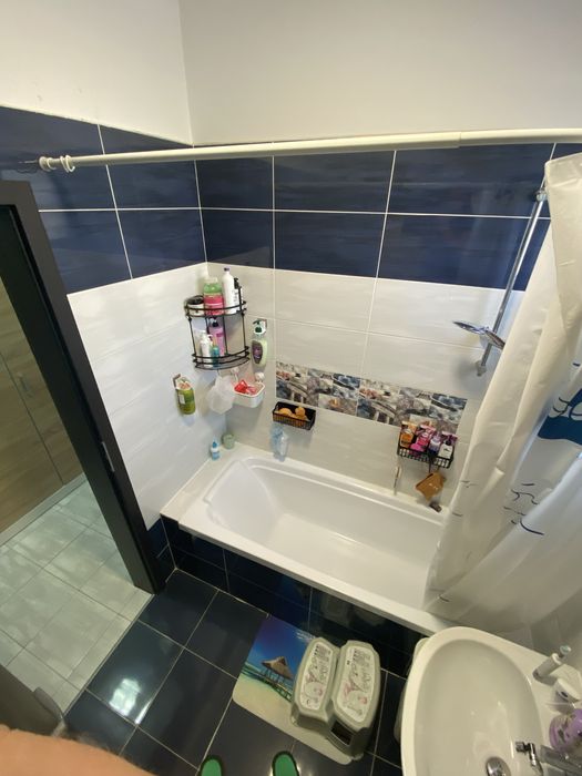 Vand apartament 2 camere