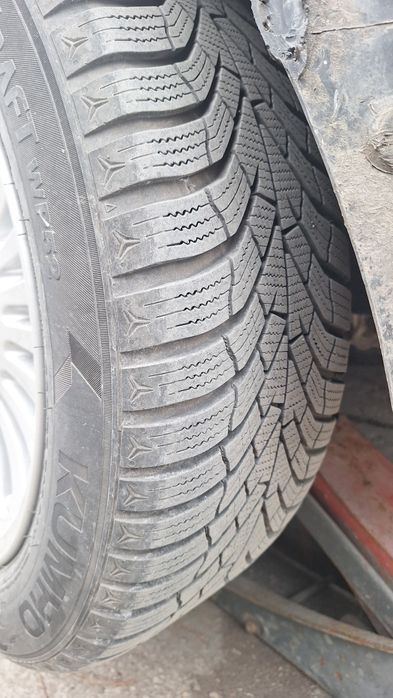 4 зимни гуми KUMHO 205/55/16 DOT23