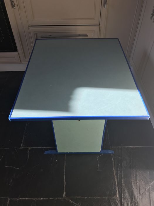 Столик детский, для разных нужд