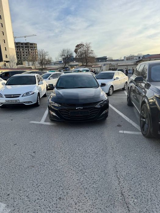 Malibu XL srochna sotiladi xolati ideal