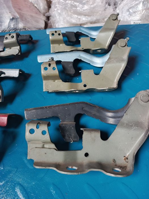 Петля капота Camry 50-55Америка