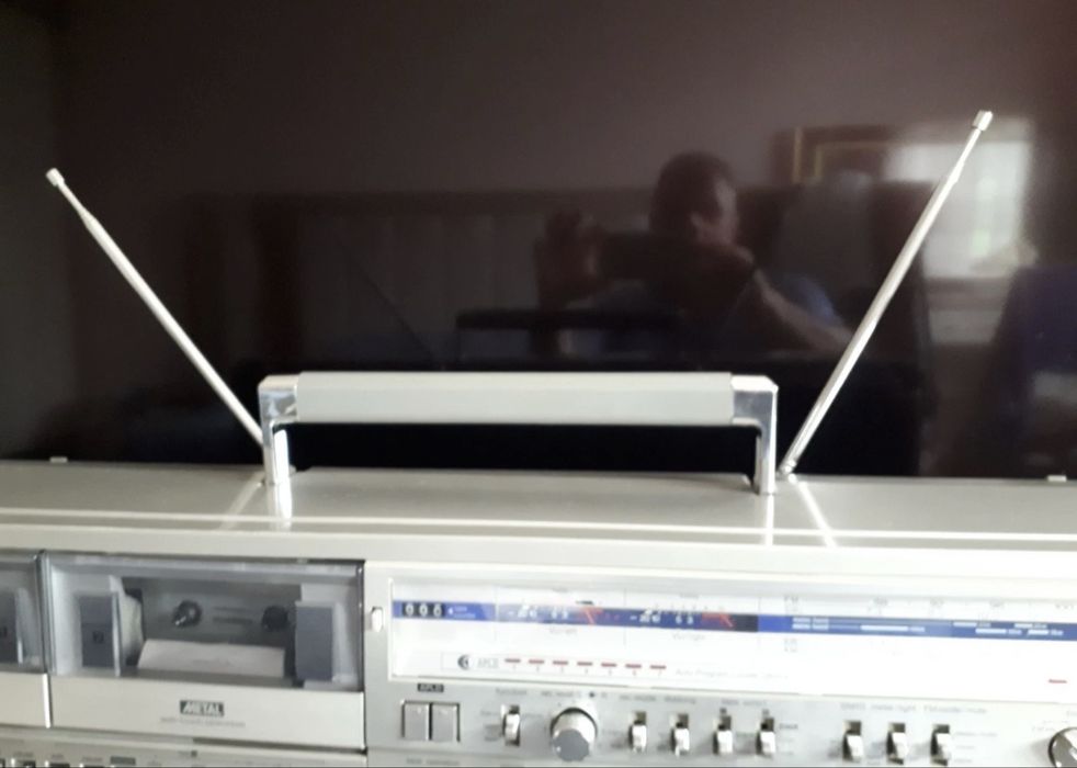 Sharp GF 777 radio casetofon
