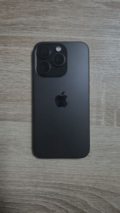 Vand IPhone 15 Pro