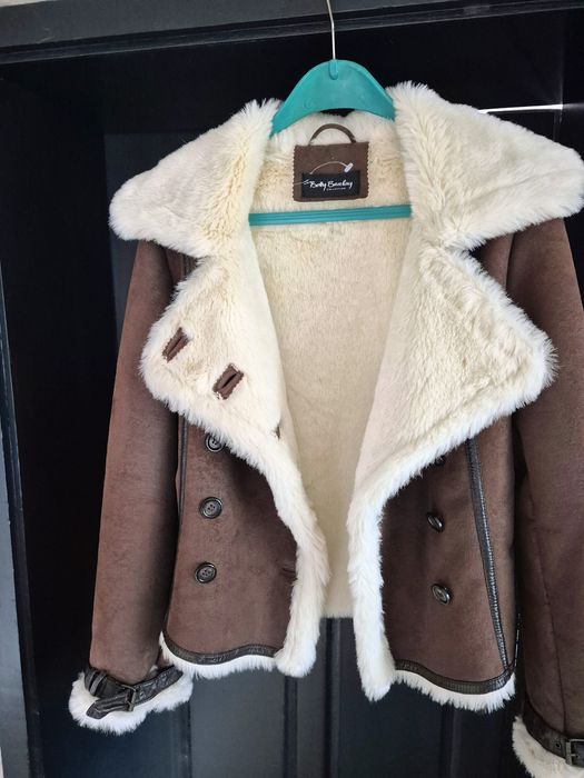 Продавам ново яке от изкуствена овча  кожа BETTY BARCLAY