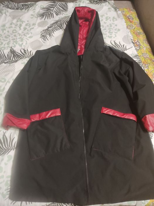 Куртка женская, фирменная
