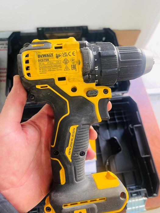 Filetanta DeWalt cu mandrina DCD791NT, DCD708D2T 18 V - pentru piese
