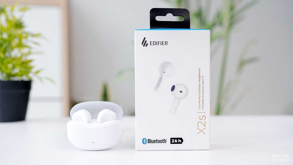 продам новые беспроводные наушники Edifier X2s/Чистое качество связи