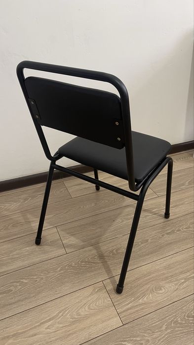 Стулья 2 шт за 10.000 тенге