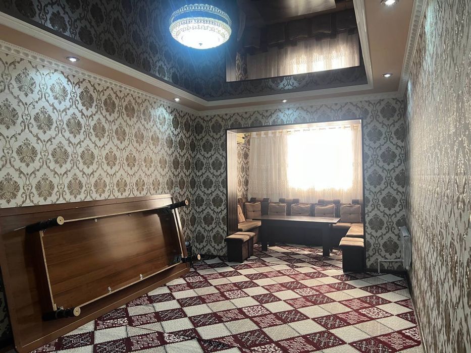 Продается 4х комнатная квартира в г.Алмалык