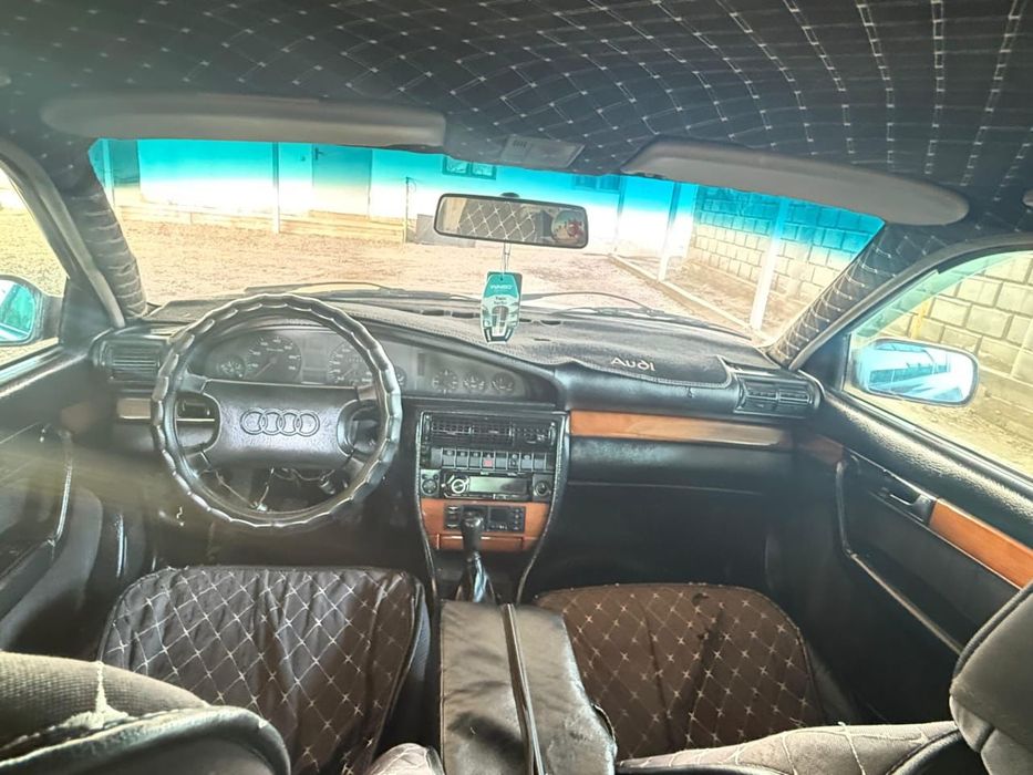 Ауди 100 С4 машина продам