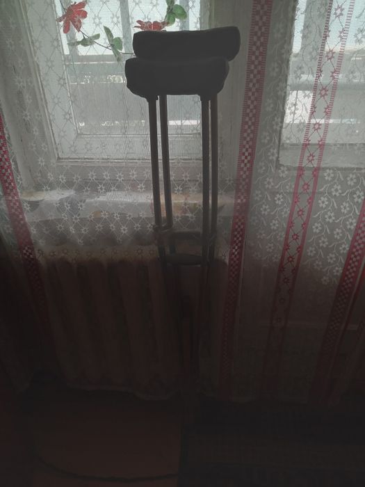 Ходунки, костыли, трости