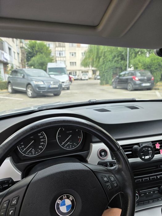 BMW 3 Series 2010 — imagine 4
