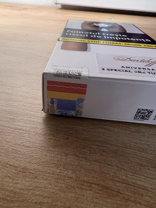 Trabuc Davidoff Primeros/ Nicaragua Robusto / Aniversario Special R