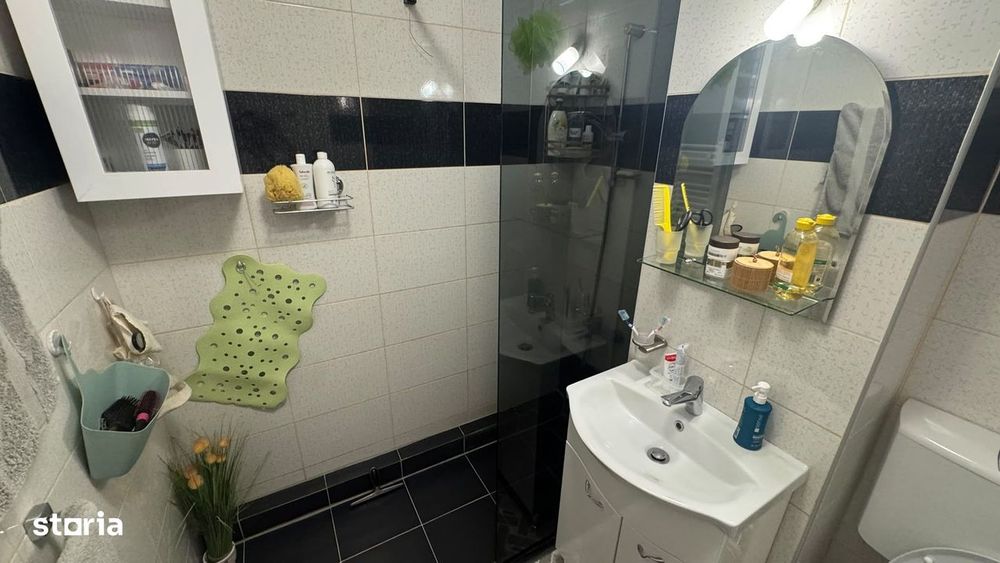 Apartament 2 camere decomandat, 10 mp pivnita, 2 balcoane - P. Rahovei