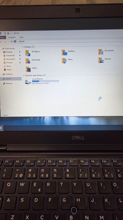Laptop Dell Latitude 5480 intel  i.5 7200U 8 gb rami