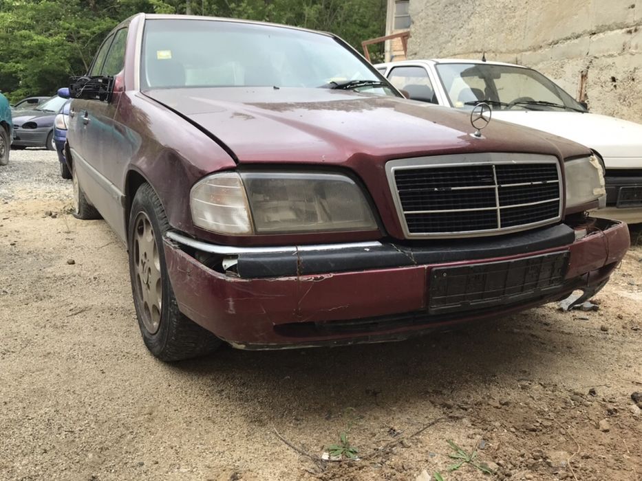 Mercedes C250d w202 На Части
