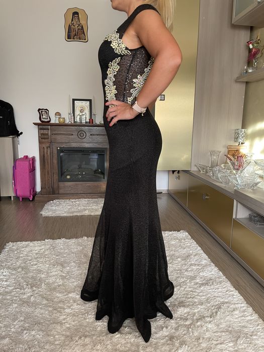 Rochie eleganta lunga