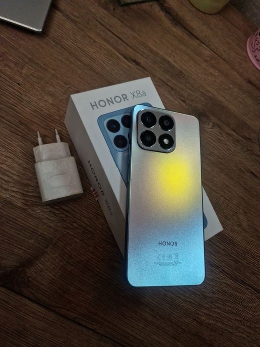 Продам Honor x8a