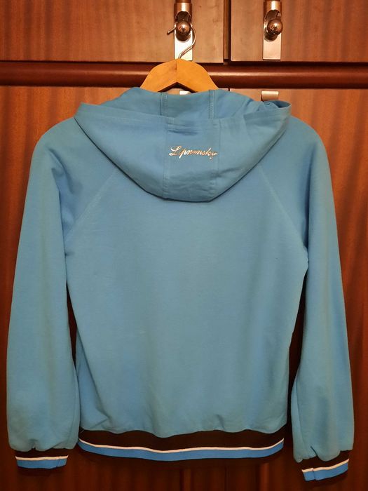 Нови детски суитшърти Nike, Decathlon и яке Youngster - плюс подарък