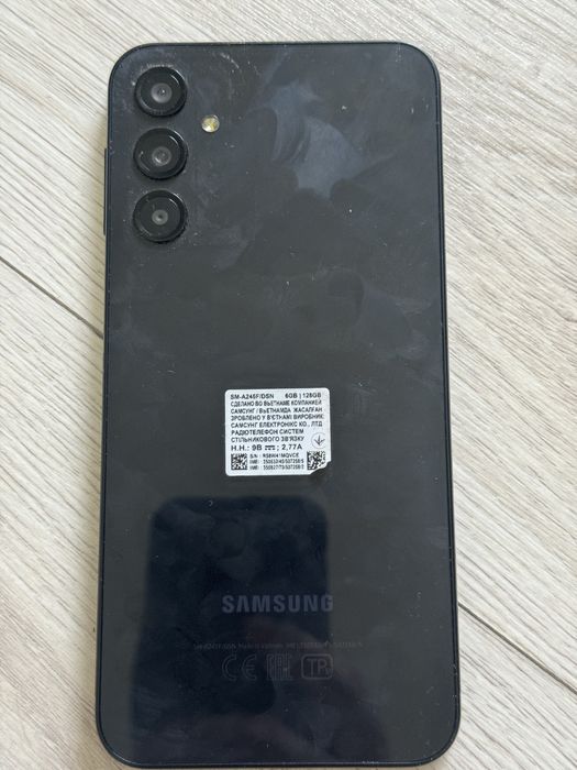 Продам телефон Самсунк А.24