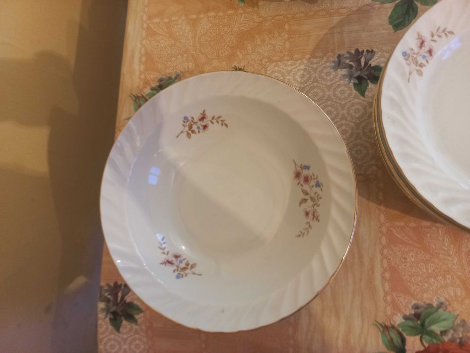 Порцеланов сервиз на Китка