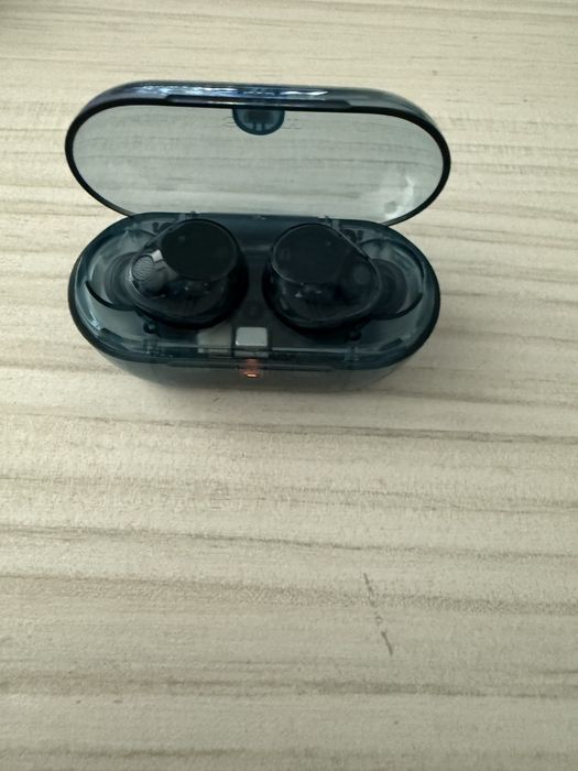 In ear bluetooth слушалки на Sony