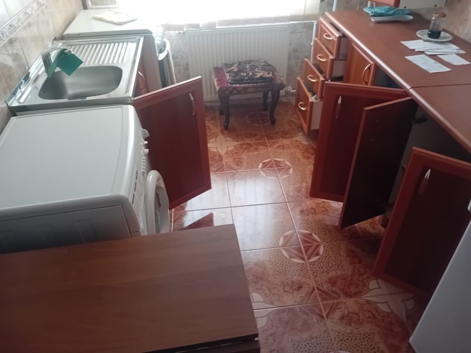 Ap o camera Darmanesti Lidl 40mp renovat parter bloc apartamente