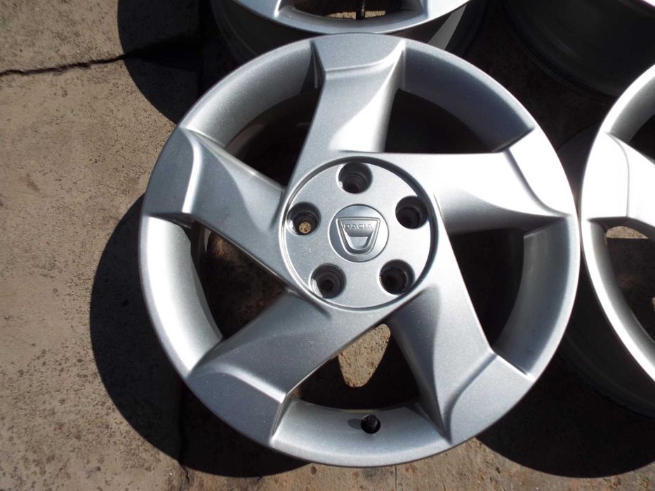 vand 4 jante pe 16" originale dacia duster,nissan juke pret 1700ron toate4