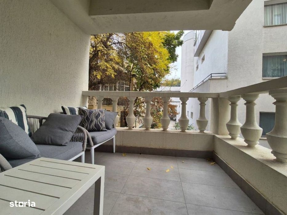 Apartament 3 Camere// Parcare