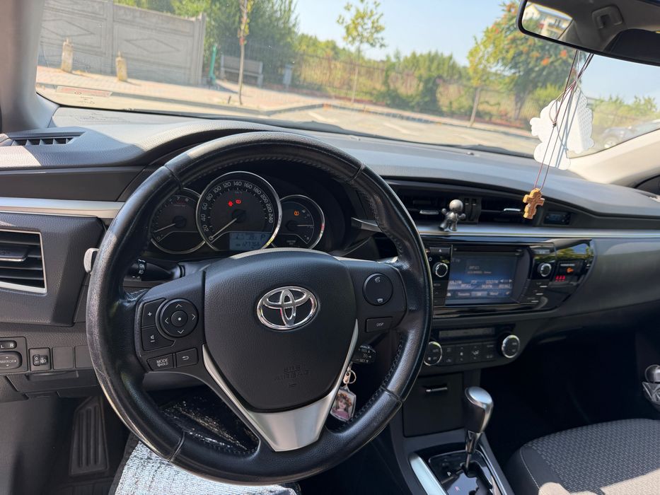 Toyota Corolla 2015 Automata Benzina