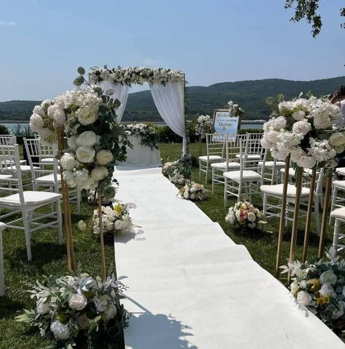 Decor pentru evenimente cu flori de matase naturala