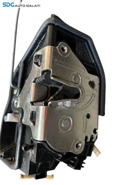 Broasca Incuietoare cu 5 Pini la Mufa Usa Portiera Dreapta Spate BMW Seria 7 F01 F02 F03 F04 2008 - 2015 Cod 7202148 [B4515]