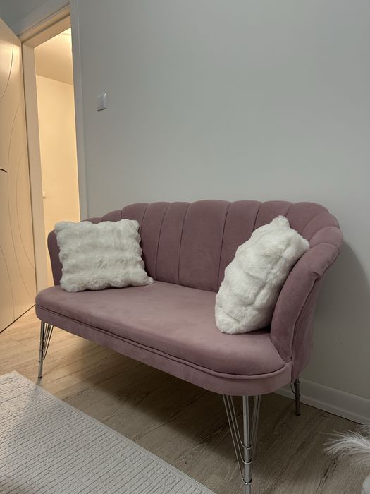 Козметична кушетка, диван - чисто нови