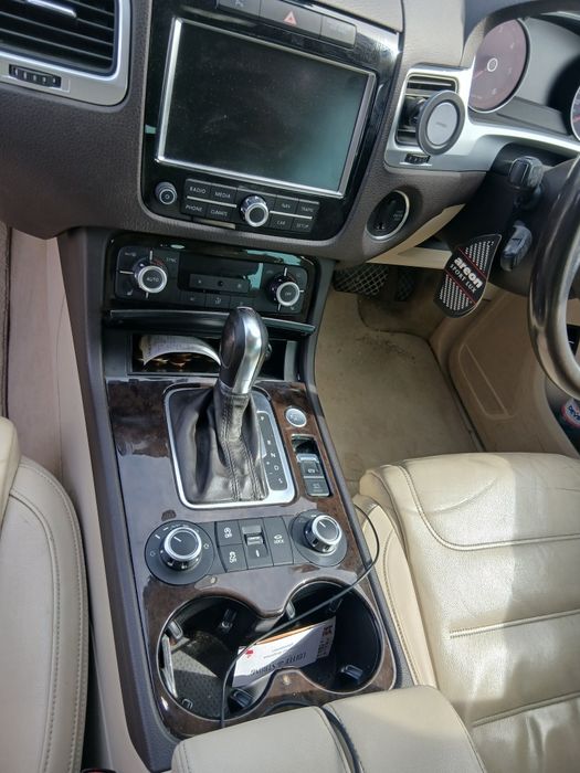 VW Touareg V6 3.0 TDI,CRC мотор ,245 к.с.,60 броя на части