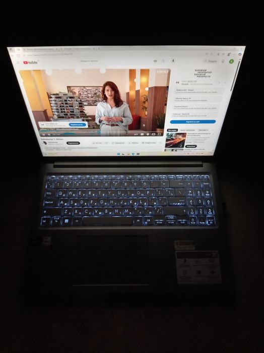 Asus Vivo Book Core i7