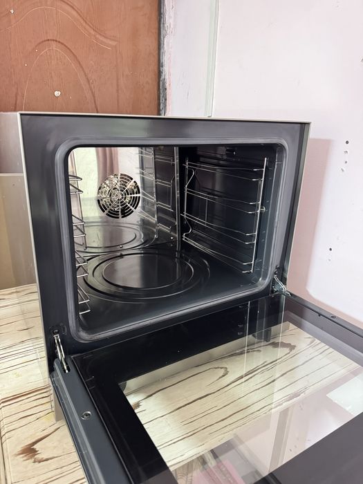 Продаем духовку в отличном состоянии