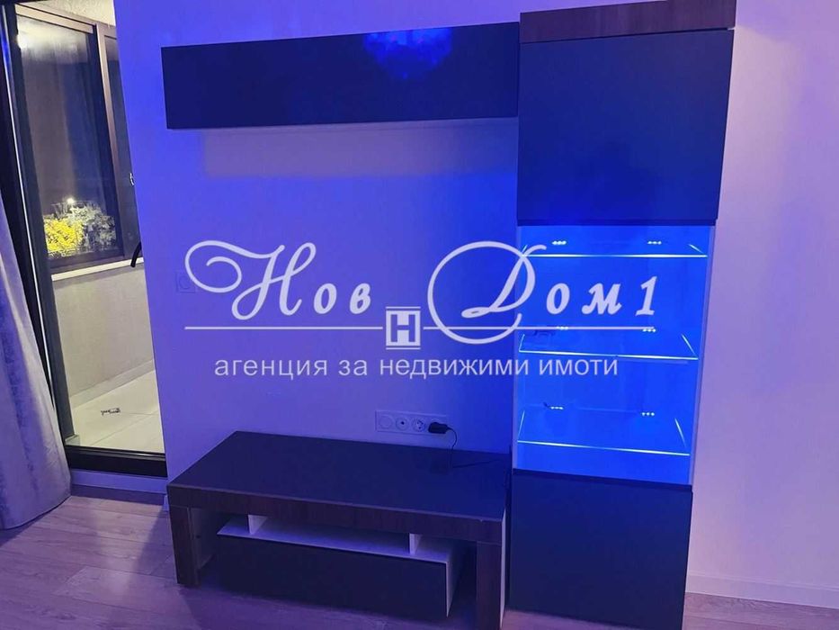 Дава се под наем Двустаен апартамент в Варна, Победа - 70 кв.м за 688.5 € - Снимка #1