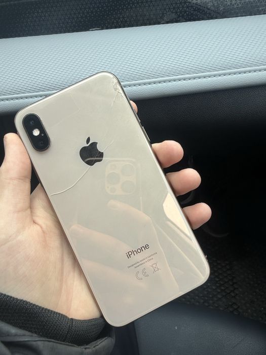 Продам айфон х и хс